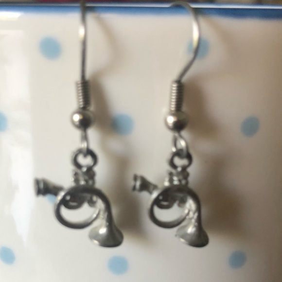 French horn earrings - Picture 5 of 6